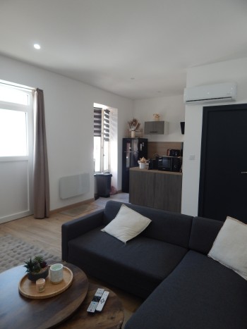F2 meublé 39 m² RC + parking